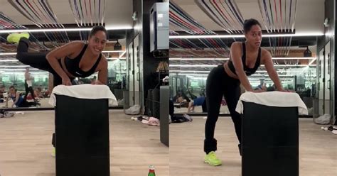 tracee ellis ross ass|Tracee Ellis Ross Posted A Butt Workout Video On。